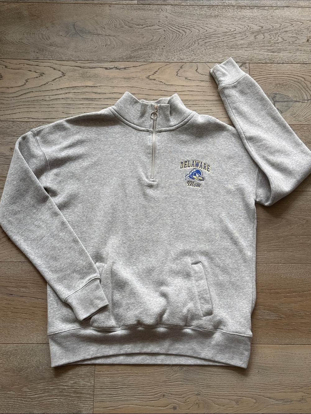 Delaware Mom MV Sport Light Gray Quarter-Zip Sweatshirt Blue & Gold Hen Logo-Me
